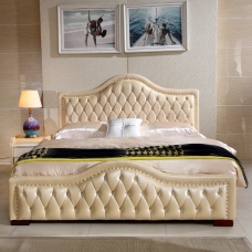 Łóżko tapicerowane w stylu angielskim Elba